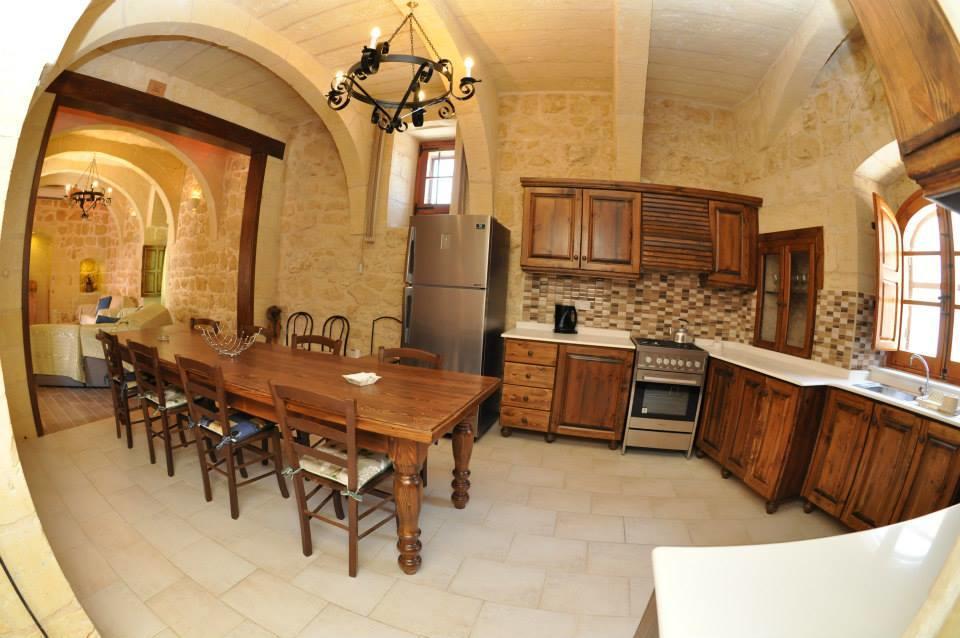 Mikiel U Rosa Holiday Farmhouse With Large Private Pool Zebbug  Kültér fotó