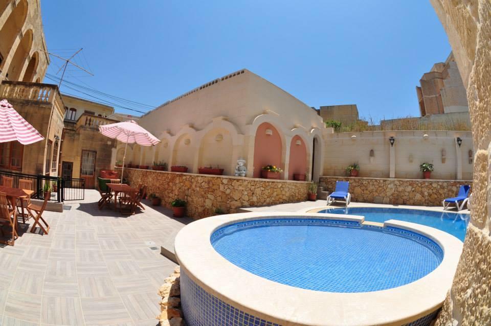 Mikiel U Rosa Holiday Farmhouse With Large Private Pool Zebbug  Kültér fotó